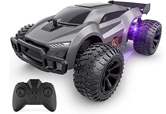 voiture-telecommandee-tout-terrain-Baztoy