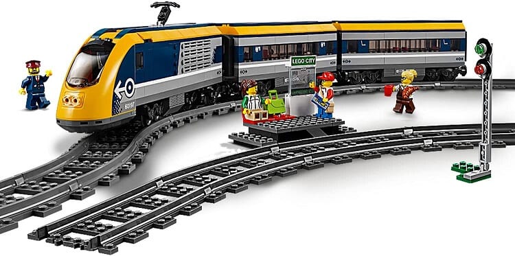 Lego-City-Train