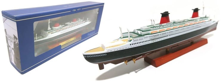 maquette-paquebot-France-Atlas